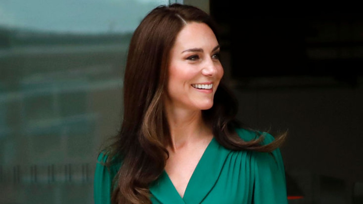 Księżna Kate zachwyca w sukience za 15 tys. zł. Kolor jest nie bez