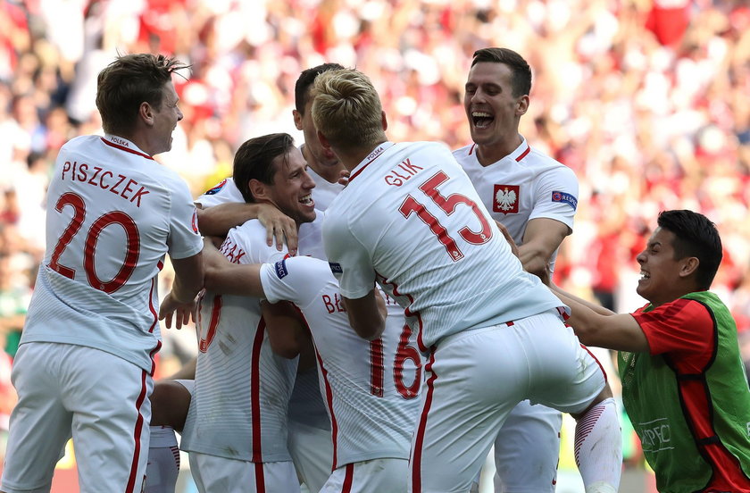 Polska pokonała Szwajcarię i jest w ćwierćfinale Euro 2016!