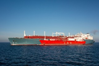 Iran liczy na pokój z USA? Rozważa czasowe wstrzymanie ruchu statków przez Ormuz