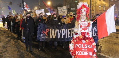 Strajk kobiet w Łodzi: Ugotujemy wam piekło