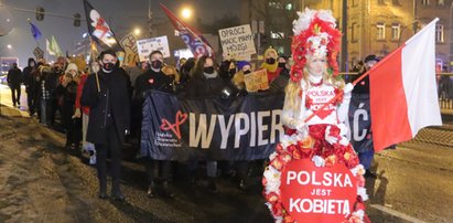 Strajk kobiet w Łodzi: Ugotujemy wam piekło