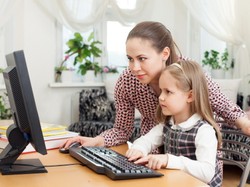 Skąd się biorą ciągłe narzekania na naukę zdalną? Rodzice i nauczyciele nie są bez winy...