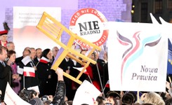 Próba zamachu krzesłem na prezydenta Polski? Oskarżony przed krakowskim sądem