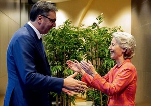 Aleksandar Vučić i Ursula fon der Lajen