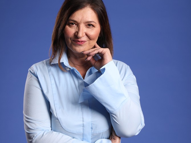 Vesna Baur je vlasnica i direktorka kompanije „Basna“ koja posluje u Čačku