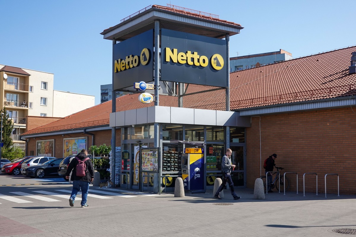 Duńska sieć stawia sklepy, które będą mogły działać bez dostaw prądu przez dwa dni