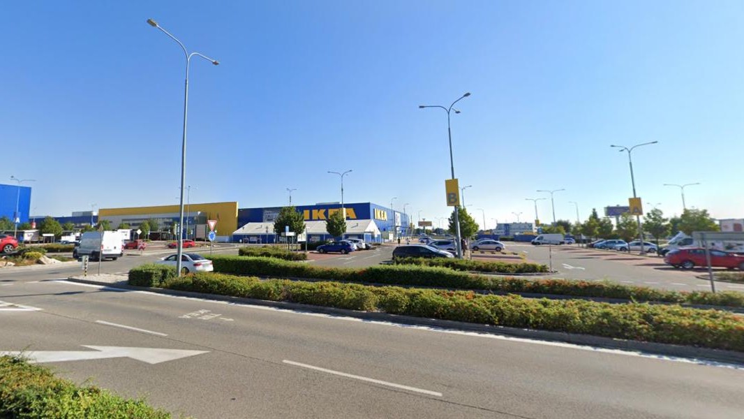 Bezplatné parkovanie v Avione už čoskoro skončí.