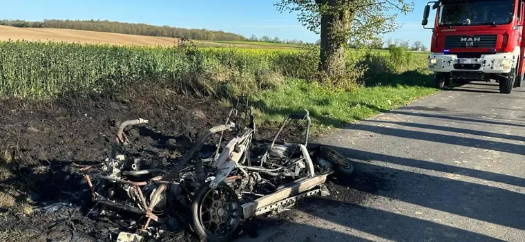 Nietypowa interwencja policji. Zaskakujący finał pożaru auta