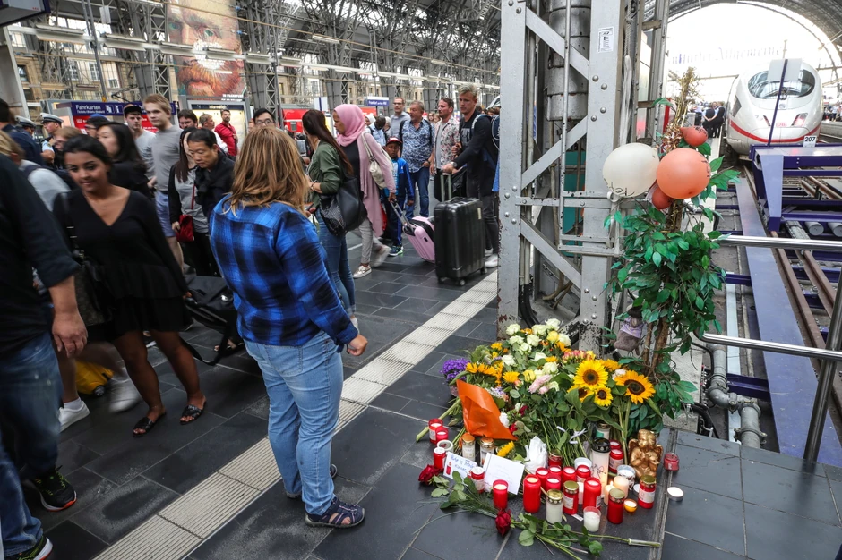 frankfurt stanica 04