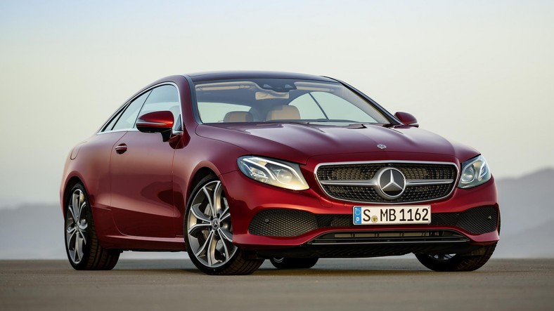 Mercedes E Coupe – stylowy komfort