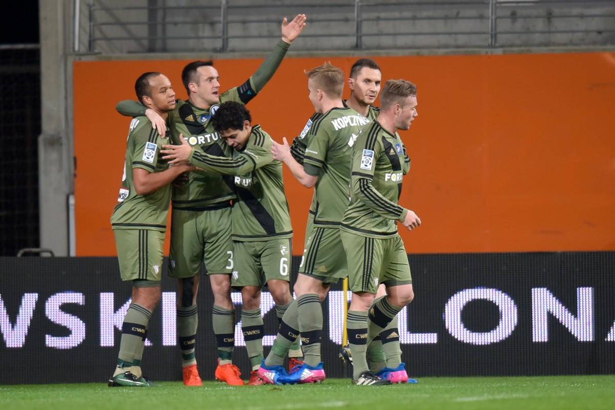 Lotto Ekstraklasa: Legia, Jagiellonia, Lech, a może Lechia? Zobacz możliwe warianty w walce o tytuł