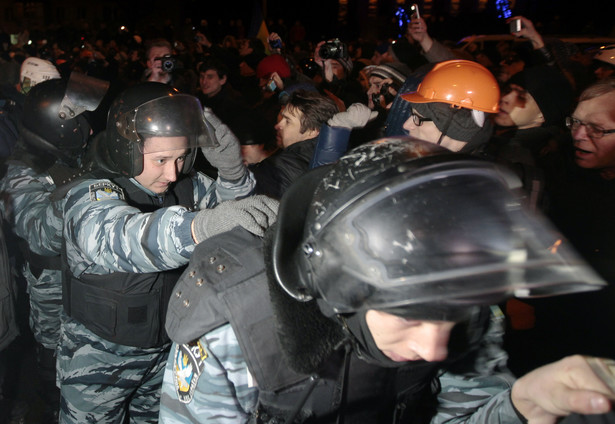 Ukraina straszy Cerkiew delegalizacją. To kara za udział w protestach