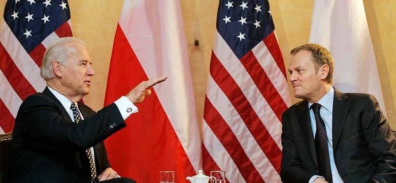Joe Biden już w Polsce. Porozmawia z Tuskiem i Komorowskim o Ukrainie