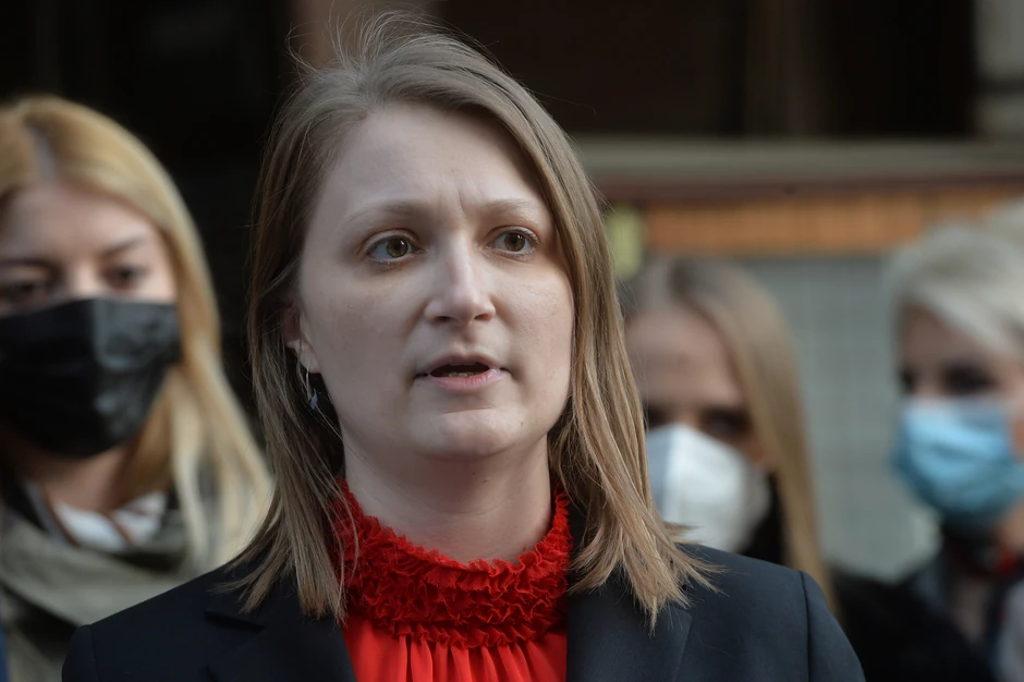 NIN kad rastura popularna Pilja