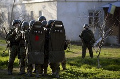 Rosyjski szturm na ostatnią ukraińską bazę na Krymie. ZDJĘCIA z ataku na Belbek