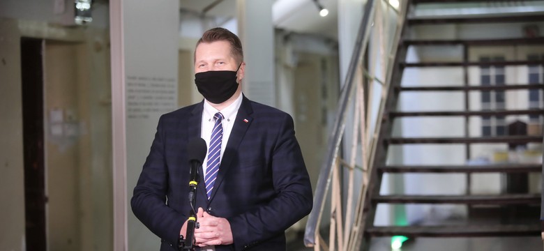 Czarnek: Gender to żadna nauka. To fałszowanie wizji człowieka i prowadzenie go do zniewolenia