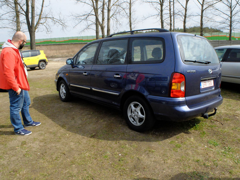 Auto z ogłoszenia - Hyundai Trajet duży van za nieduże pieniądze