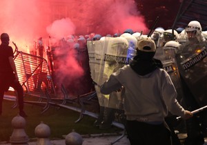 napad na policiju