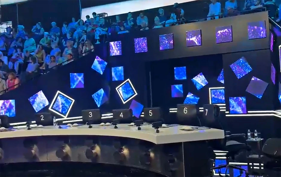 Skandal na RTS-u, pevačica pala pred izlazak na scenu - Blic