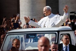 Papież Leon XIV już oficjalnie głową Kościoła. "Zostałem wybrany nie mając zasług"