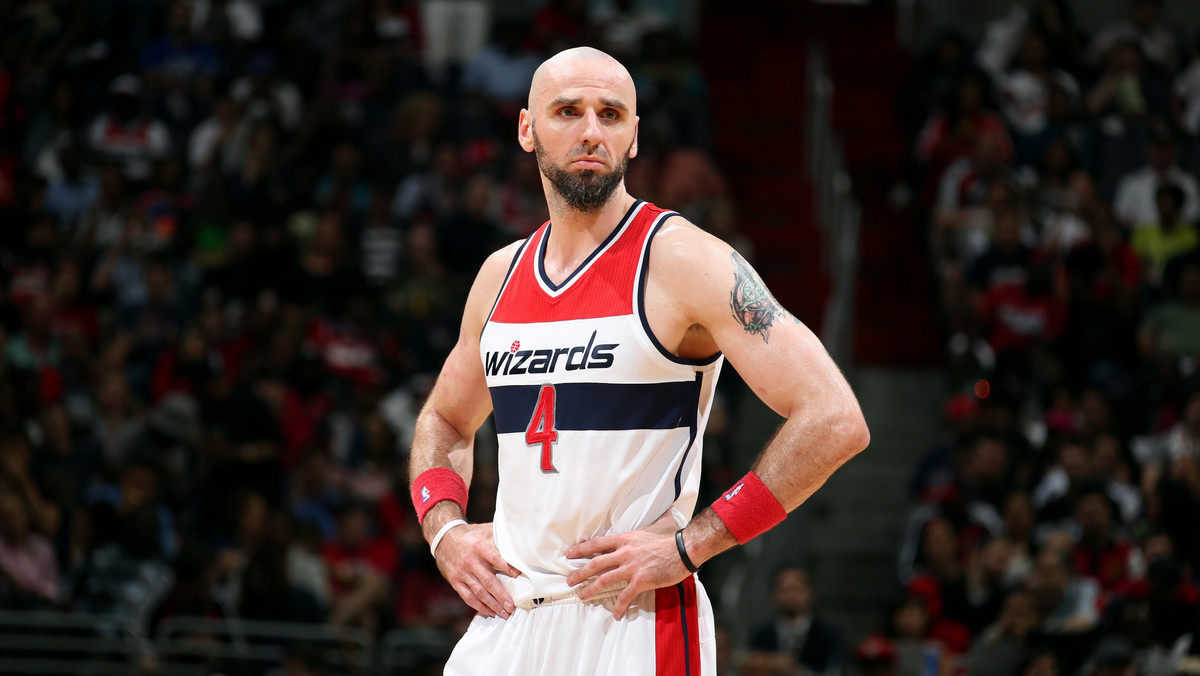 Marcin Gortat był najlepszym strzelcem Washington Wizards, ale zespół ze stolicy USA zamknął okres sparingów porażką z Toronto Raptors 82:92. Polak rzucił dla Czarodziejów 16 punktów i miał dziesięć zbiórek, mecz odbył się w Montrealu.