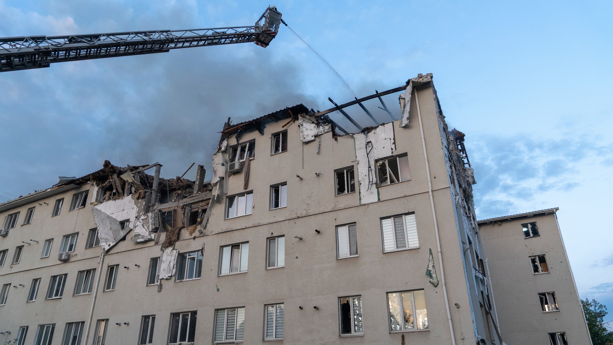 Ruské sily útočili na Charkov a Sumskú oblasť.