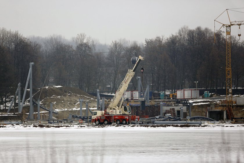 Trwa budowa rollercoastera w Wesołym Miasteczku