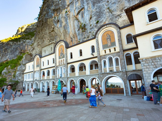 Manastir Ostrog