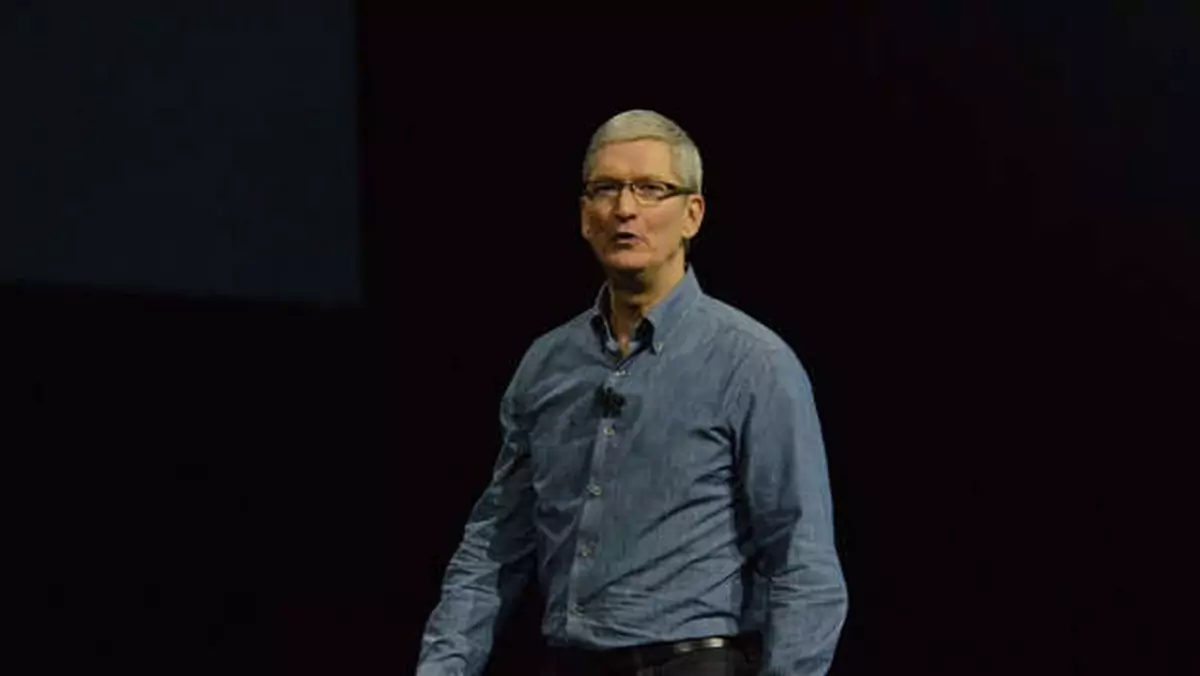 Tim Cook testuje glukometr z Apple Watchem