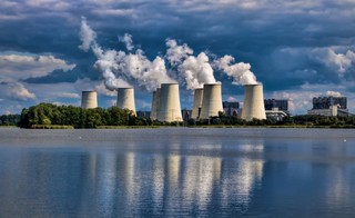 Niemiecka gra na czas. Berlin chce opóźnić zmiany na unijnym rynku energii