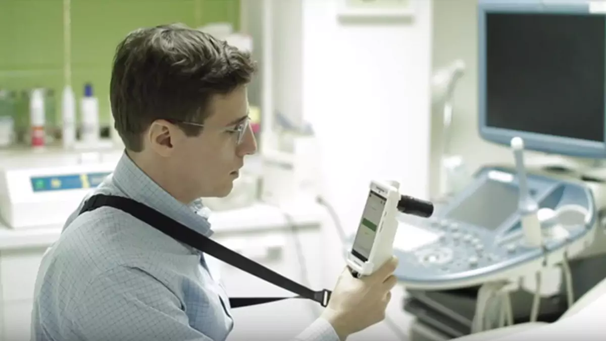 Smartfon z przystawką wydrukowaną w 3D zdiagnozuje raka szyjki macicy