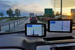 Tablet czy tradycyjna nawigacja? Navitel kontra TomTom