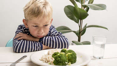 Niedobory w diecie dzieci. Aż 88% dzieci po 1. roku życia otrzymuje zbyt mało warzyw
