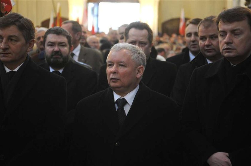 Jarosław Kaczyński, modlitwa, kościół