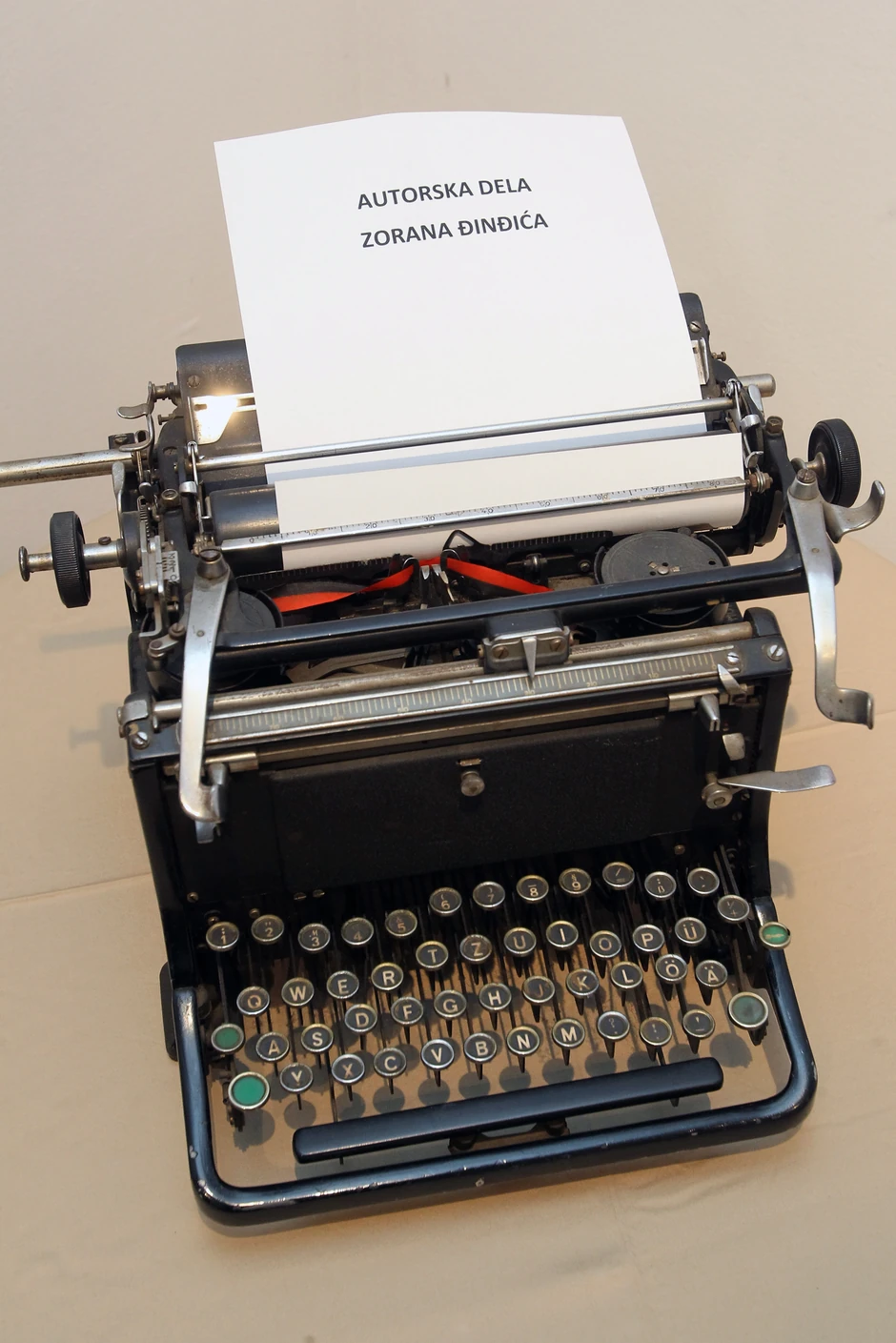 Na njoj je počinjao: Pisaća mašina „Kontinental“ Zorana Đinđića koju je svojevremeno kupio kao polovnu