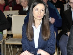 Stylowa kopia mamy: Marta Kaczyńska na promocji książki o ojcu
