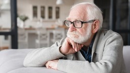 ojciec nie płaci alimentów? sprawdź, kiedy dziadkowie mogą zostać zmus