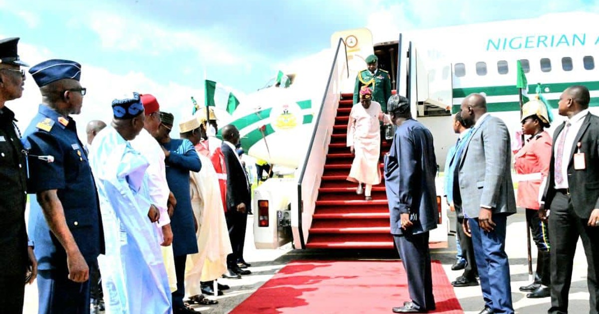 President Tinubu returns from AU meeting in Kenya - Vimarsana News