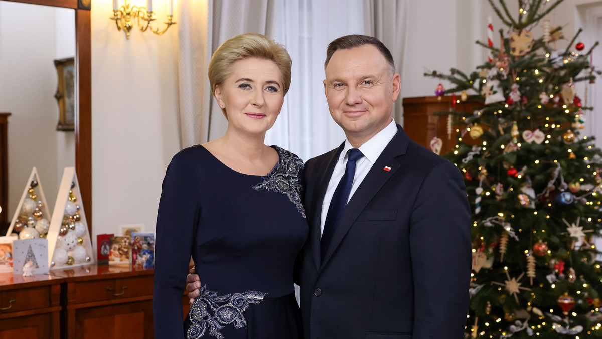 Para prezydencka złożyła życzenia z okazji świąt Bożego Narodzenia