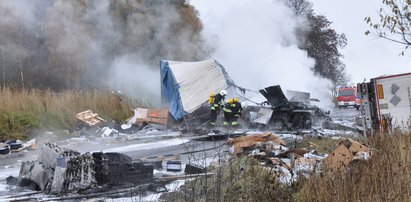 Zderzenie tirów. 9-latka wyciągnięta z płonącej kabiny