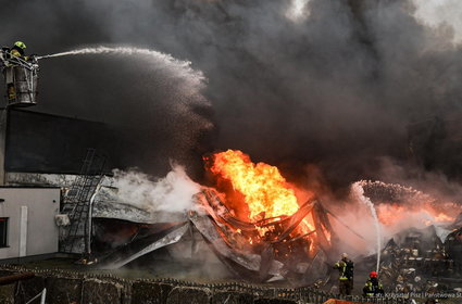 Pożar strawił magazyn polskiej firmy. Jej właściciele proszą o pomoc