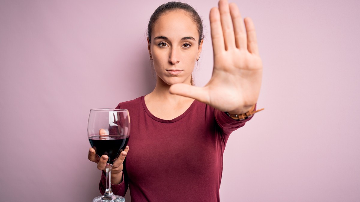 Mutatjuk: ez történik a testével, ha egy hónapra lemond az alkoholról