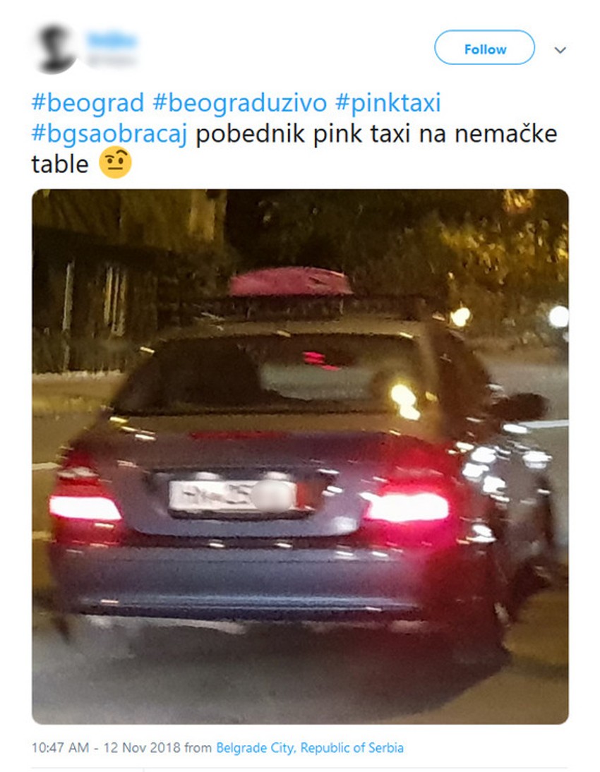 "Divljak" sa krovnom oznakom Pink taksija