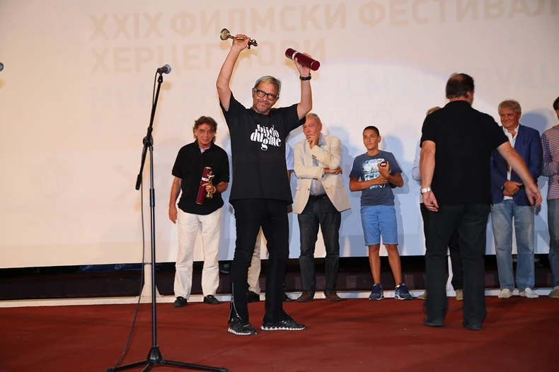 Emir Hadžihafizbegović sa Zlatnom mimozom u Herceg Novom