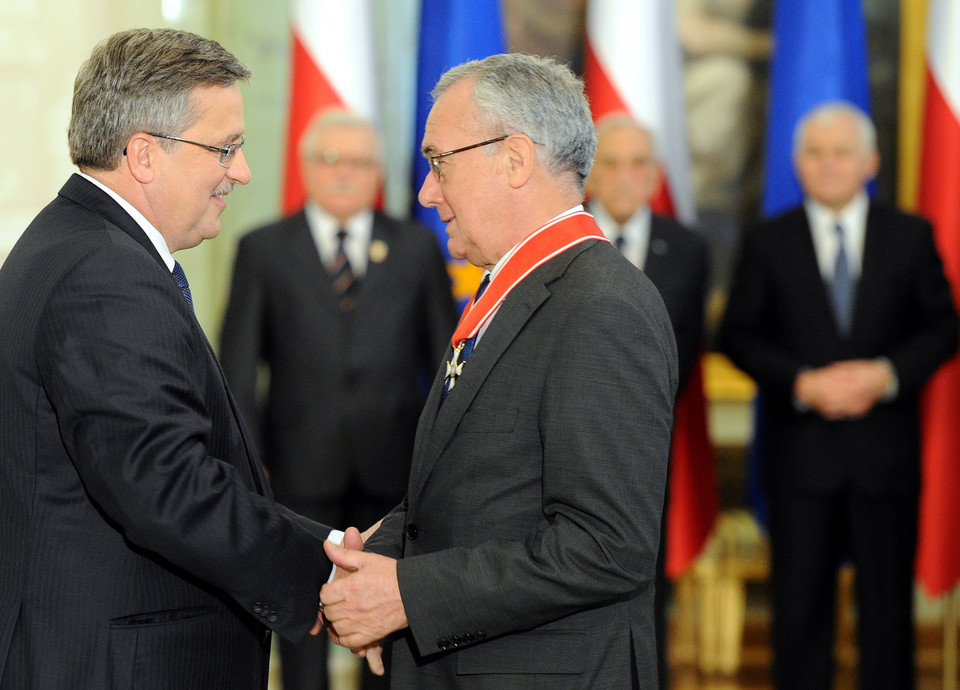 Prezydent odznaczył zasłużonych dla transformacji