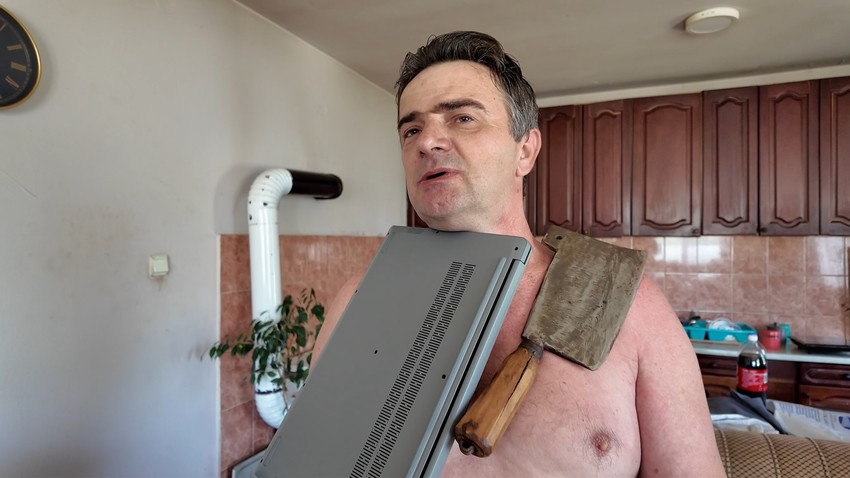 Najviše na sebi nosio oko pet do šest kilograma metala