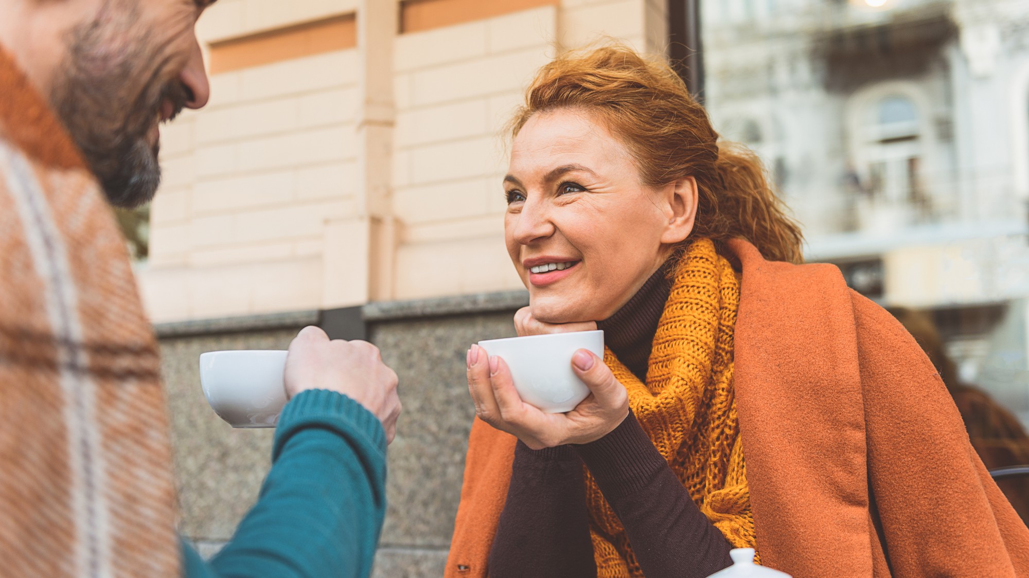 Spoločné chvíle, rozhovory a záujem o partnera pomáhajú udržať blízkosť aj po rokoch.