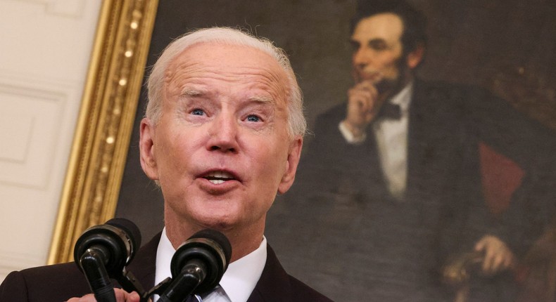 U.S. President Joe Biden speaks about combatting the coronavirus pandemic in the State Dining Room of the White House on September 9, 2021 in Washington, DC.
