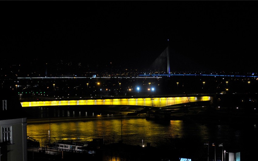 Brankov most kao poslednja stanica u novogodišnjoj noći