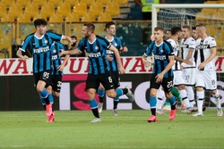 Inter Mediolan wydarł zwycięstwo w końcówce i liczy się w walce o mistrza